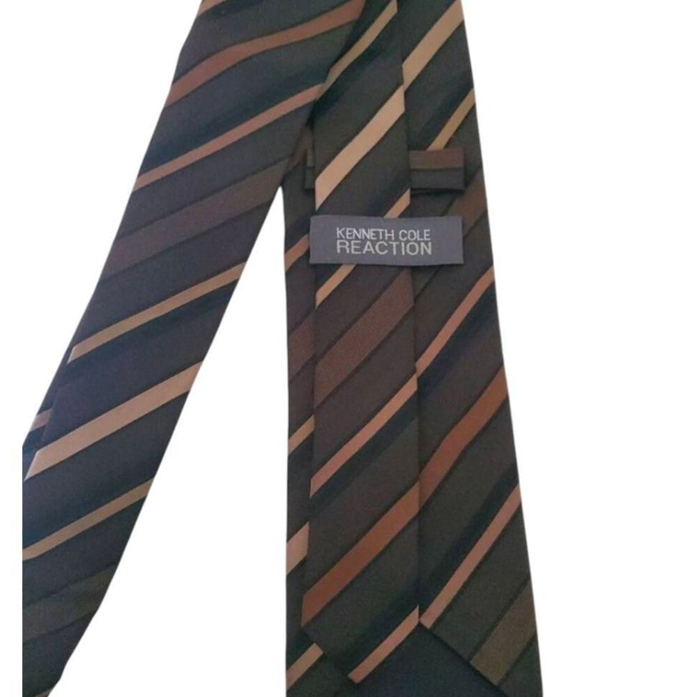 NWOT KENNETH COLE REACTION MENS TIE